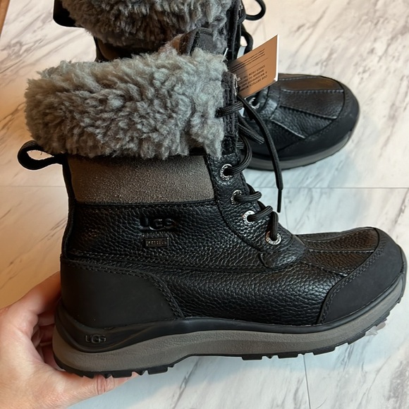 UGG Adirondack round toe leather suede black waterproof booties boots shoe 5 - Picture 5 of 8